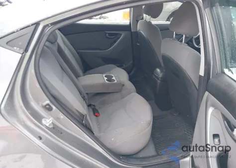 2014 Hyundai Elantra Se z USA, uszkodzony, nr VIN 5NPDH4AE6EH457689